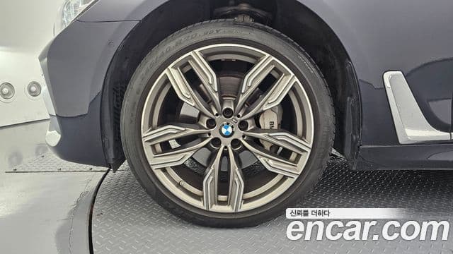 BMW 7 Series 2018 — Şəkil 5/20