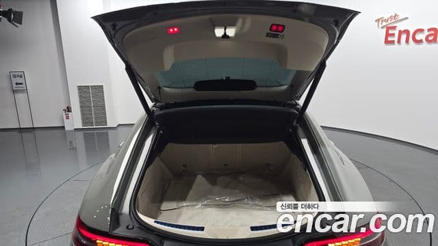Mercedes-Benz AMG GT 2023 — Photo 7/38