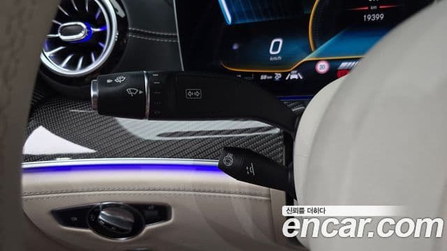Mercedes-Benz AMG GT 2023 — Photo 12/38
