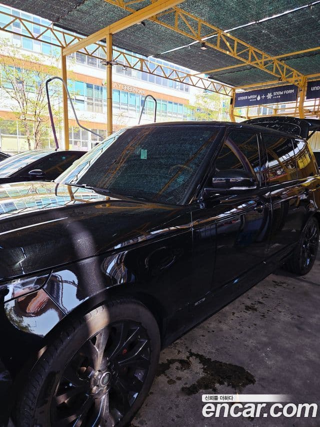 Land Rover Range Rover 2019 — Photo 3/10