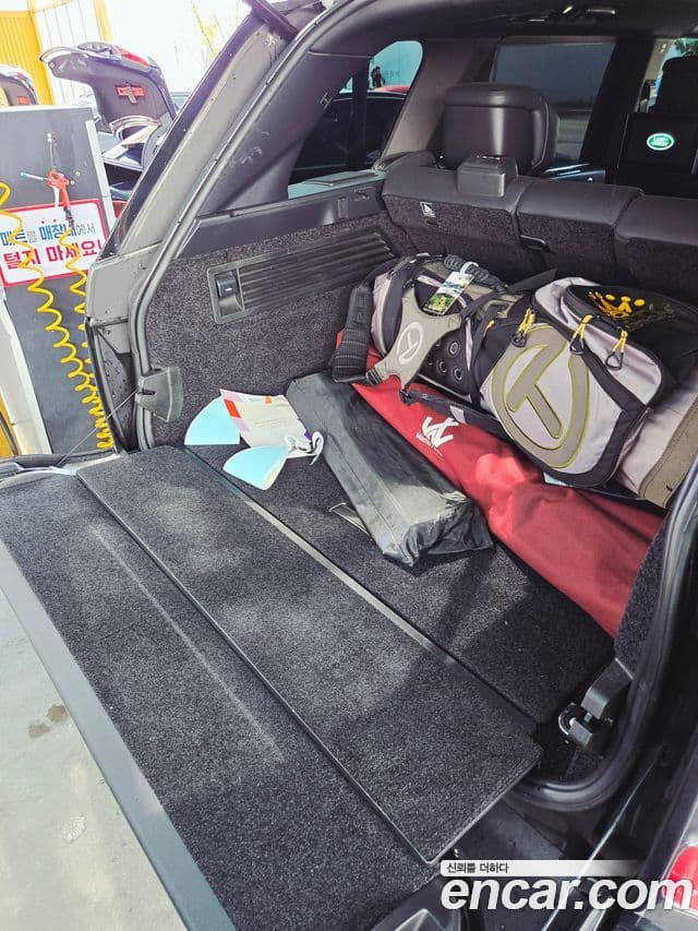 Land Rover Range Rover 2019 — Photo 6/10