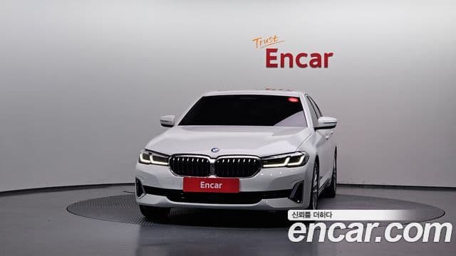 BMW 5 Series 2021 — ფოტო 3/20
