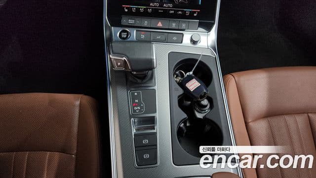 Audi A6 2022 — Şəkil 9/20