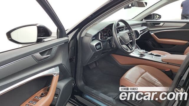 Audi A6 2022 — фото 10 из 20