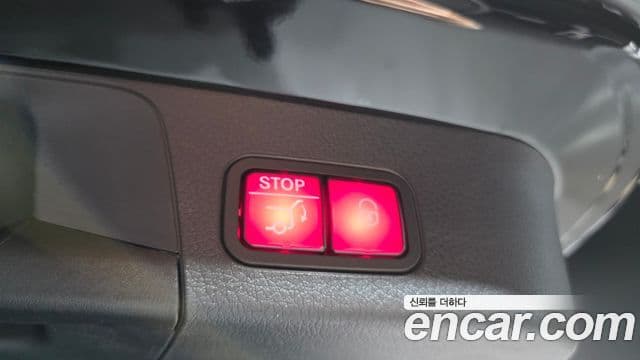 Mercedes-Benz GLB-Class 2022 — Şəkil 15/33