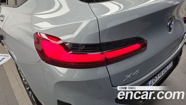 BMW X4 2025 — Photo 9/31