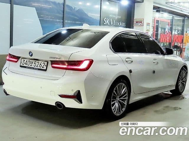 BMW 3 Series 2019 — ფოტო 3/20