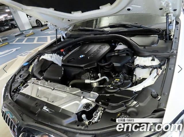 BMW 3 Series 2019 — ფოტო 19/20