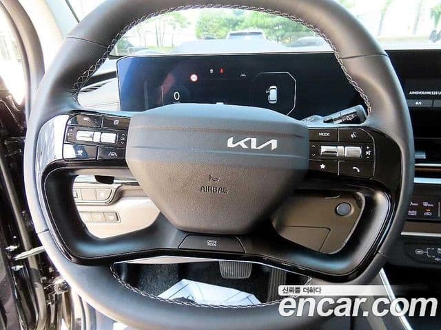 Kia Carnival 2025 — ფოტო 7/20