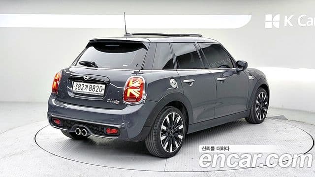 Mini Cooper S 2020 — ფოტო 3/20