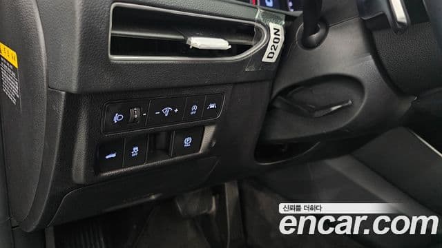 Hyundai Sonata Hybrid 2020 — Photo 2/20