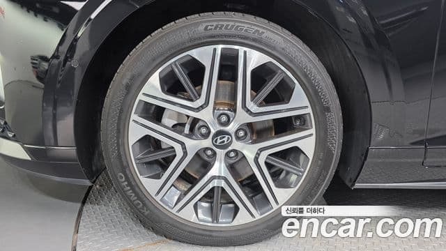 Hyundai Grandeur 2023 — ფოტო 5/20