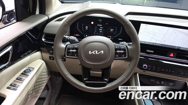 Kia Carnival 2024 — Фото 13/20