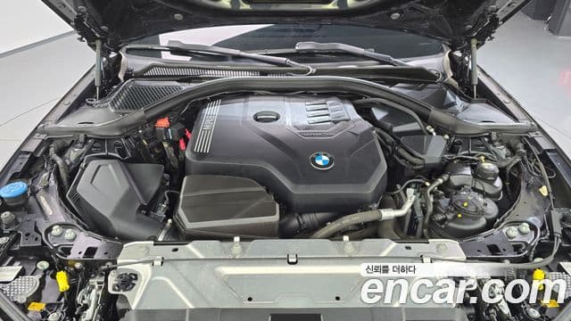 BMW 3 Series 2022 — фото 6 из 20