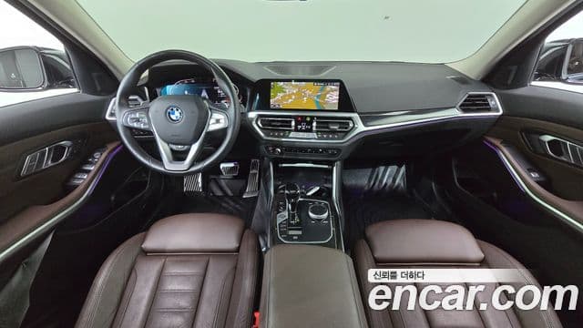 BMW 3 Series 2022 — фото 7 из 20