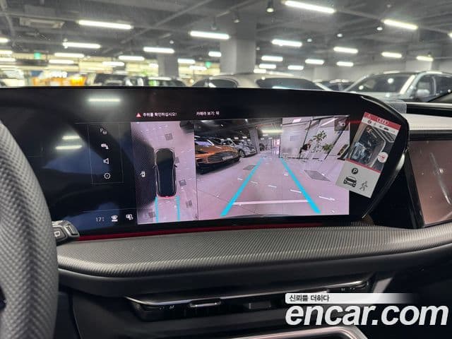 Audi Q5 2025 — Şəkil 15/17