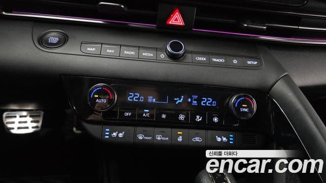Hyundai Avante 2022 — ფოტო 18/20
