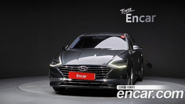 Hyundai Sonata 2020 — ფოტო 3/20