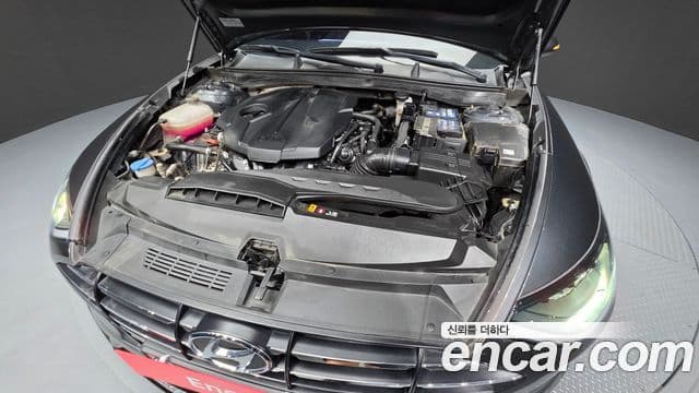 Hyundai Sonata 2020 — ფოტო 6/20