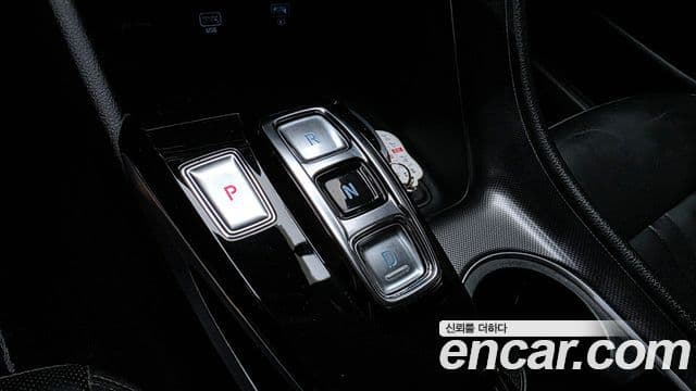 Hyundai Sonata 2020 — ფოტო 9/20