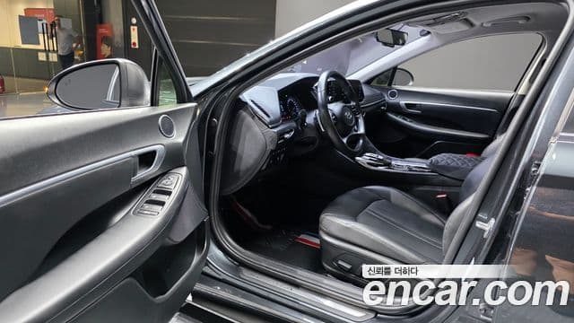 Hyundai Sonata 2020 — ფოტო 10/20