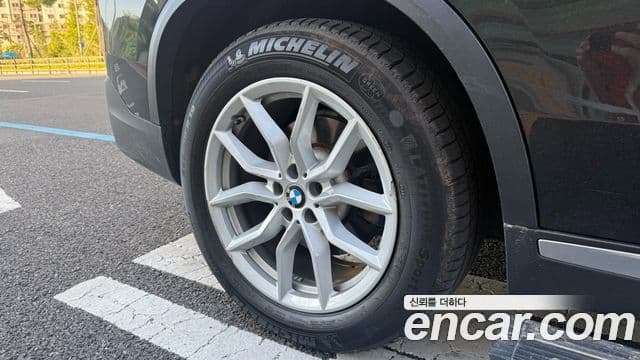 BMW X5 2019 — Şəkil 11/14