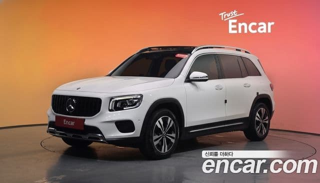Mercedes-Benz GLB-Class 2020 — Şəkil 1/20