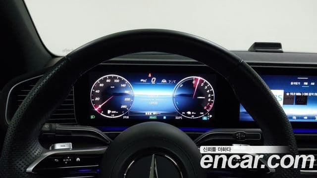 Mercedes-Benz GLE-Class 2023 — ფოტო 7/18