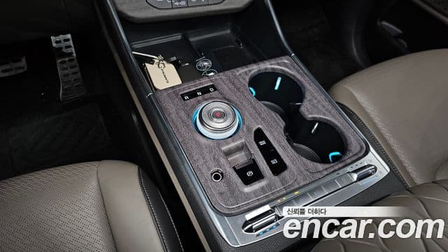 Kia Carnival 2024 — Şəkil 9/20
