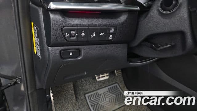 Kia Niro 2020 — Фото 18/20