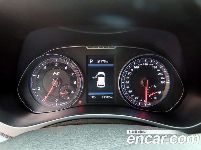 Hyundai Veloster 2020 — Şəkil 7/15