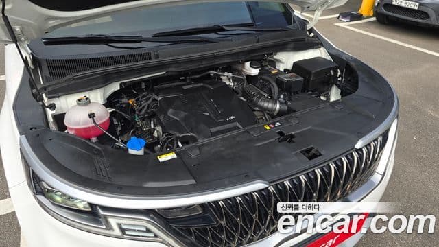 Kia Carnival 2023 — Şəkil 6/20
