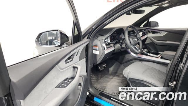 Audi Q7 2023 — ფოტო 9/20