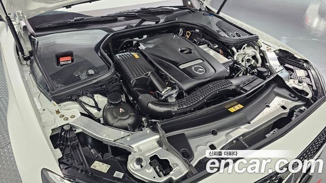 Mercedes-Benz E-Class 2021 — ფოტო 6/20
