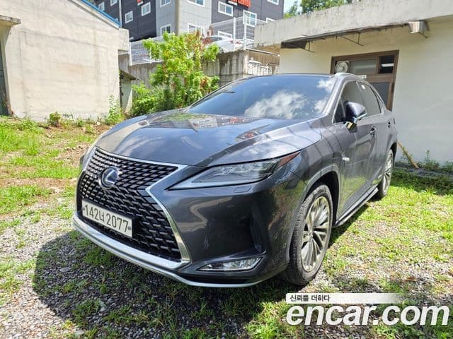 Lexus RX450h 2022 — Photo 2/12