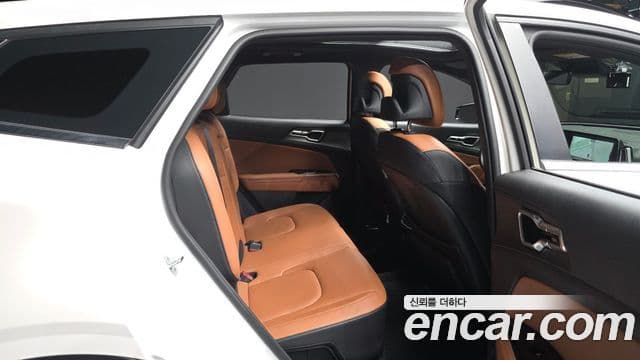 Kia Sportage 2022 — фото 12 из 20