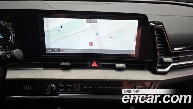 Kia Sportage 2022 — ფოტო 14/20