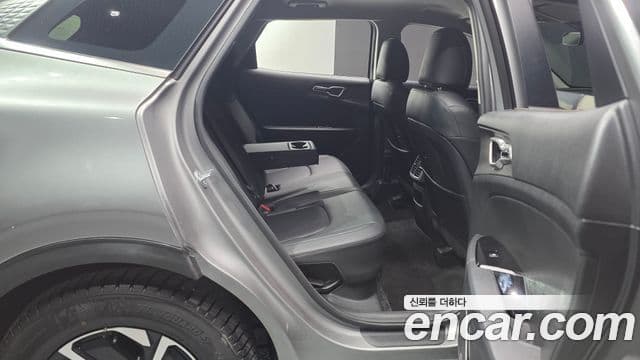 Kia Sportage 2023 — Şəkil 12/20