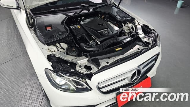 Mercedes-Benz E-Class 2018 — Şəkil 6/20