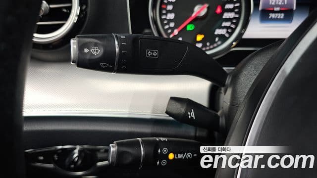 Mercedes-Benz E-Class 2018 — Şəkil 14/20