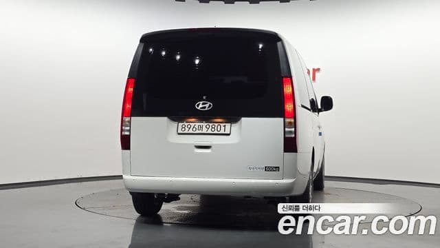 Hyundai Staria 2026 — Şəkil 4/20