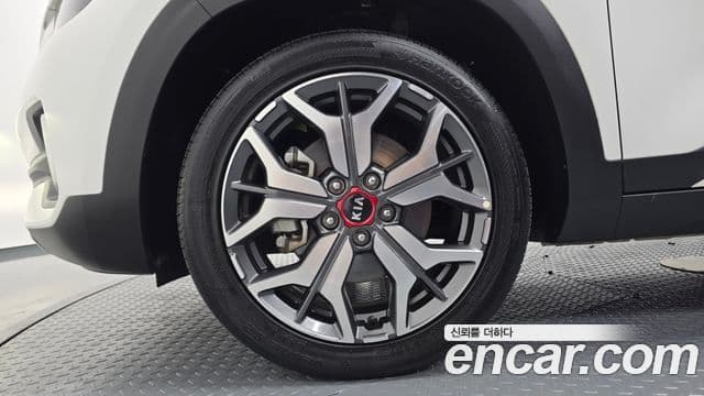 Kia Seltos 2021 — Şəkil 5/20