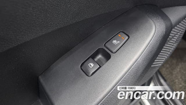 Kia Seltos 2021 — Şəkil 18/20