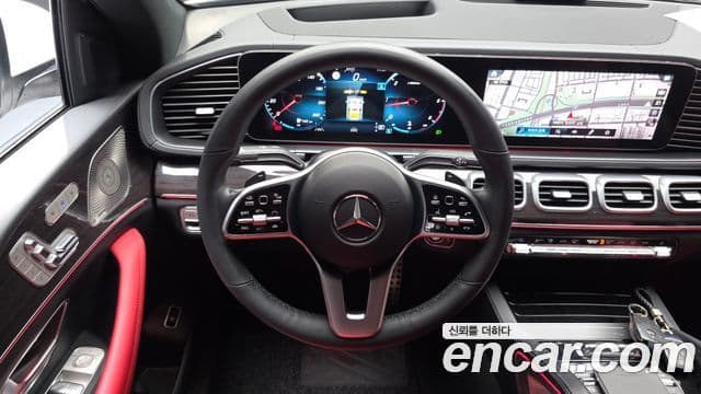 Mercedes-Benz GLE-Class 2023 — ფოტო 13/20