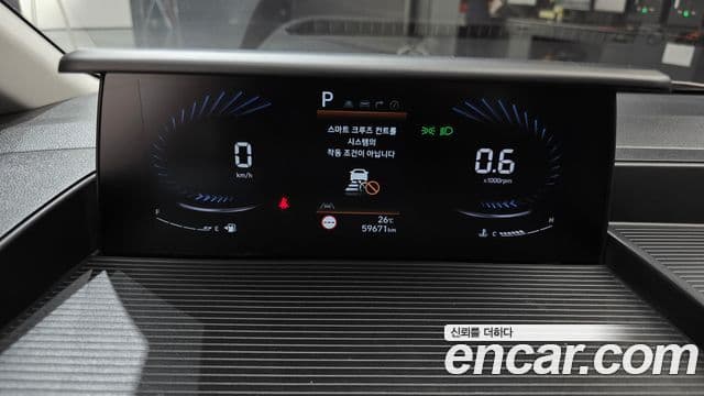 Hyundai Staria 2021 — ფოტო 8/20