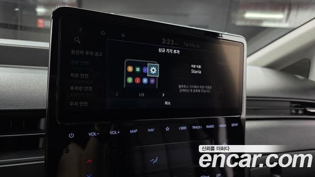 Hyundai Staria 2021 — ფოტო 14/20