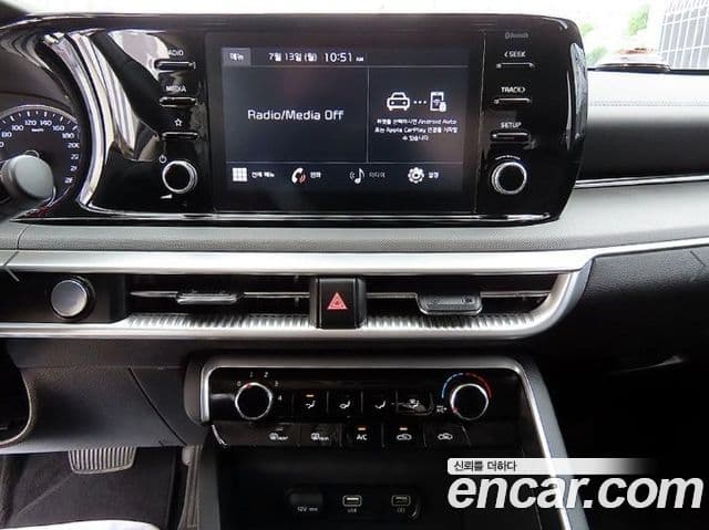 Kia K5 2021 — ფოტო 12/20