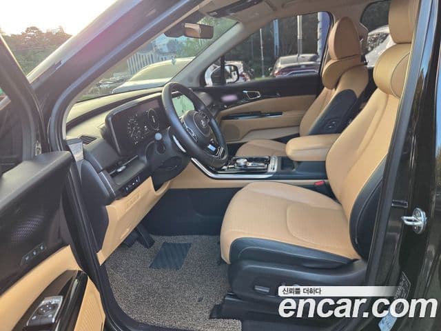 Kia Carnival 2020 — фото 14 из 20