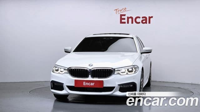 BMW 5 Series 2018 — Фото 3/20