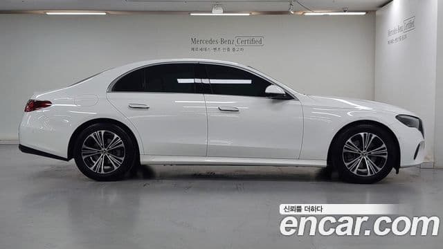 Mercedes-Benz E-Class 2025 — Şəkil 16/16